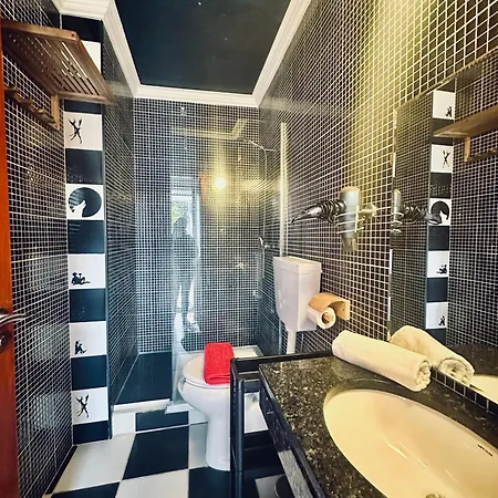 Captain's Log House * Baleal