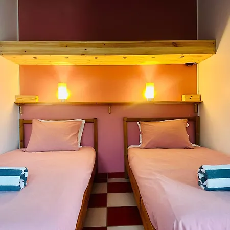 Captain's Log House *