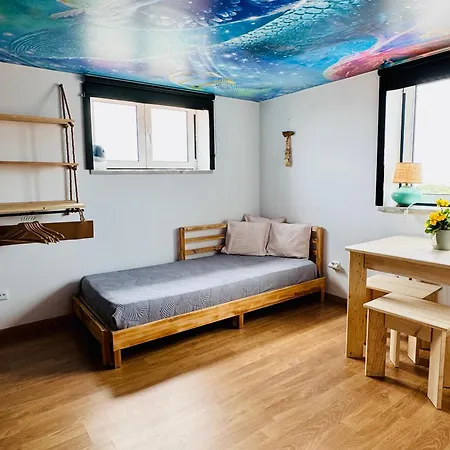 Hostel Captain's Log House *