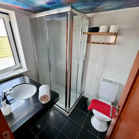 Captain's Log House * Baleal