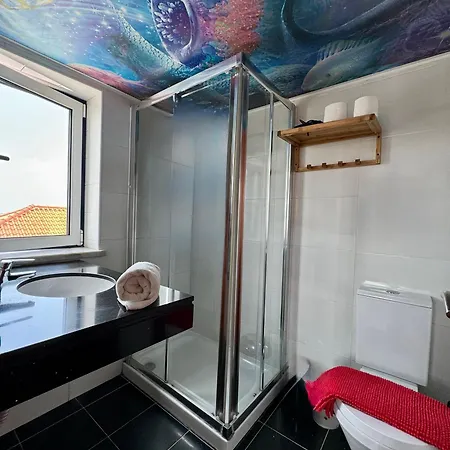 Hostel Captain's Log House