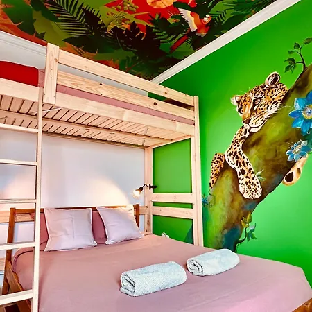 Captain's Log House *