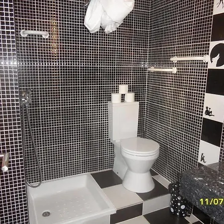 Hostel Captain's Log House Baleal