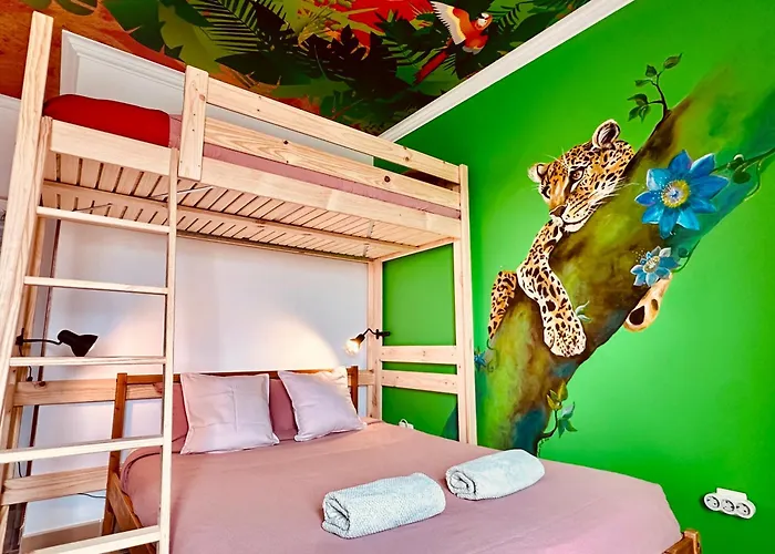 Captain's Log House *