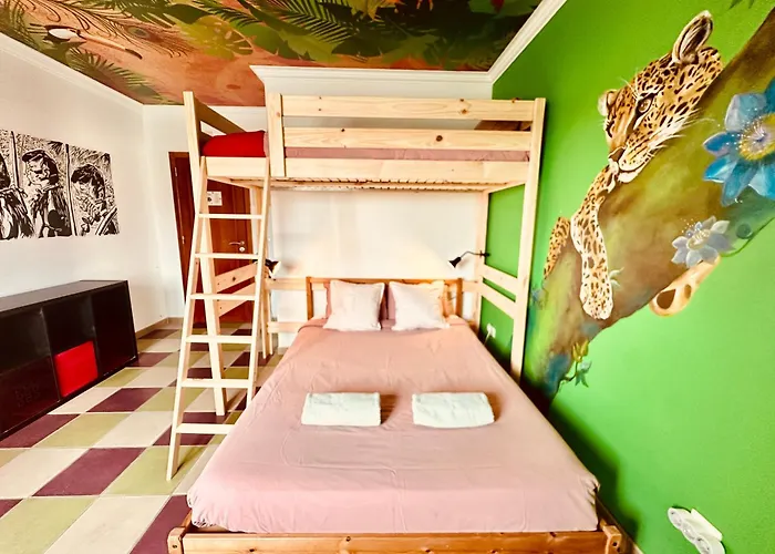 Captain's Log House ホステル *