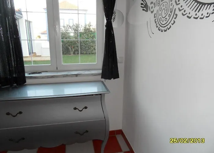 Captain's Log House Baleal